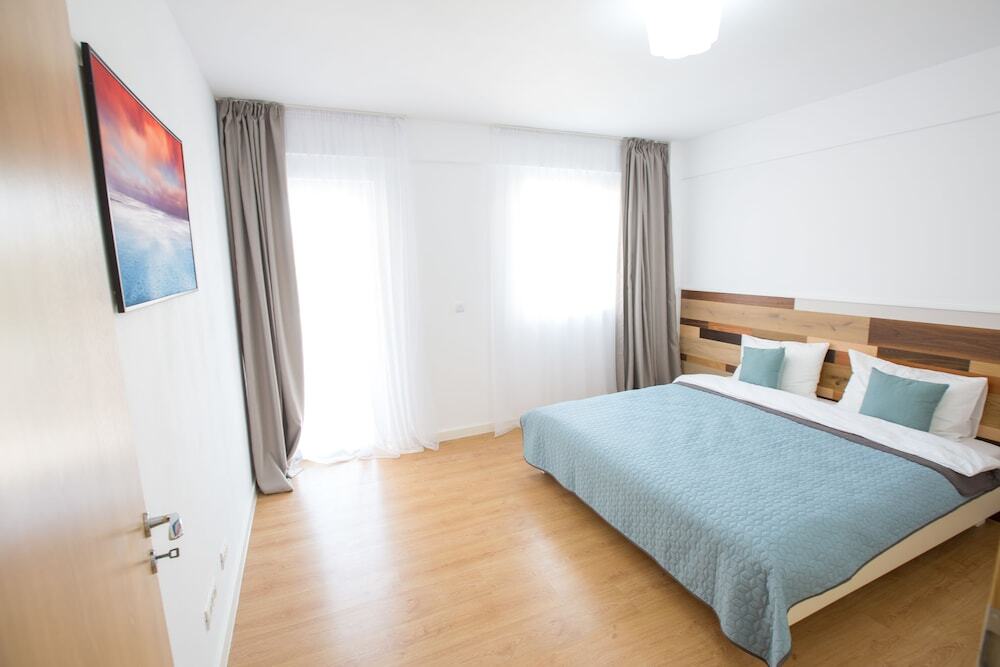 1Hotels - 580