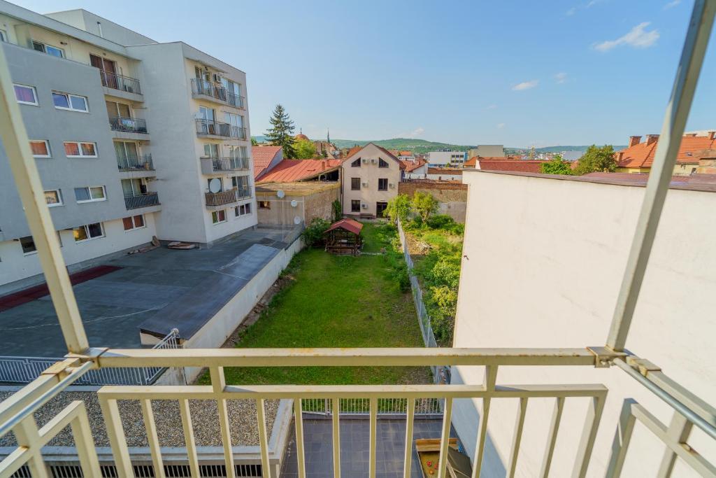 5* Mansion in City Center - 681