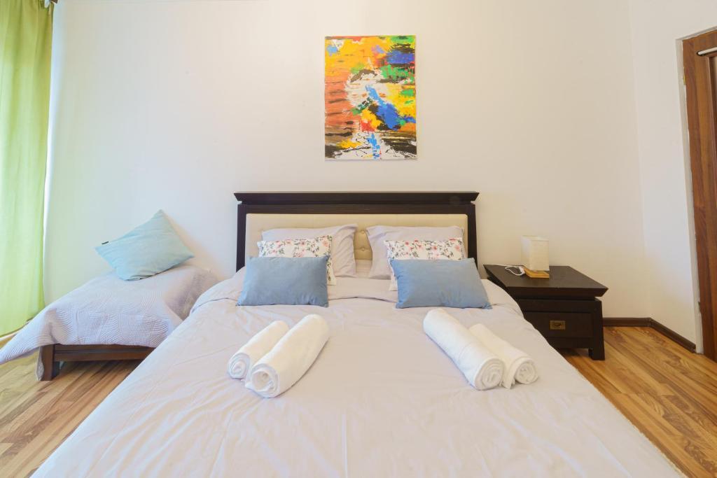 5* Mansion in City Center - 143