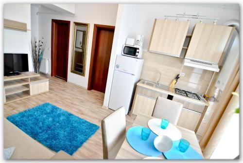 Summerland Luxury Studios by the sea - 393