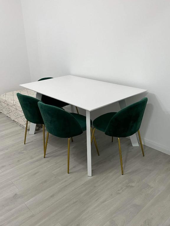 Alex residence - 671