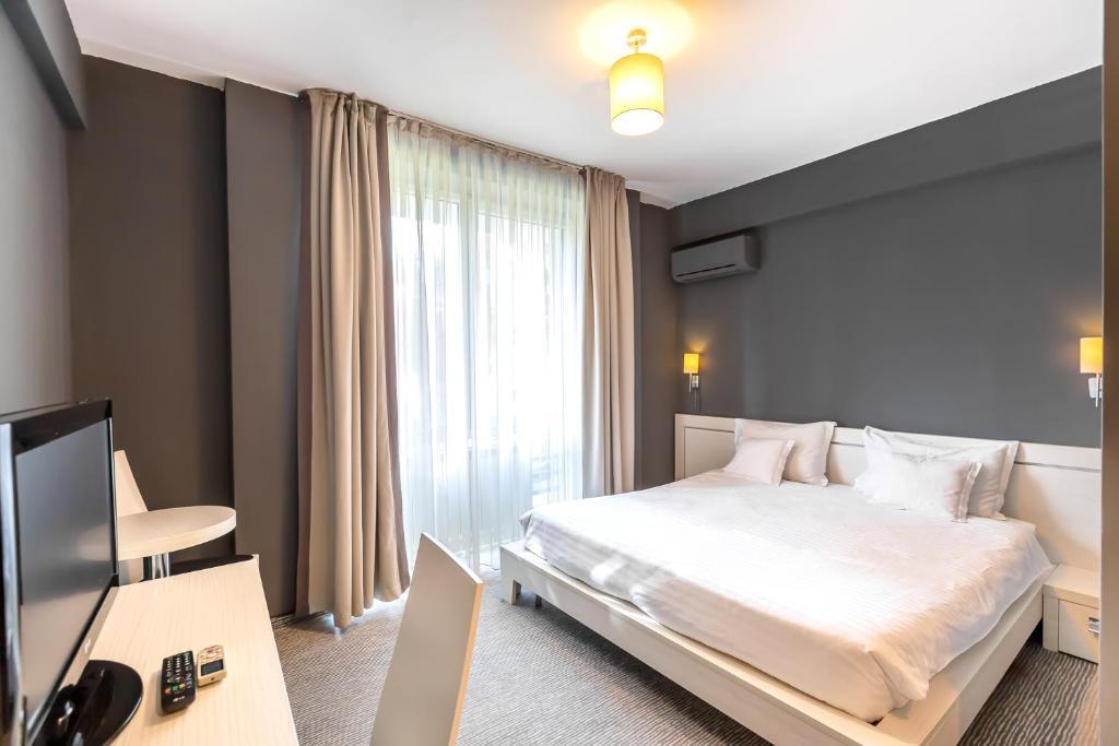 Alex & George Boutique Hotel - 311