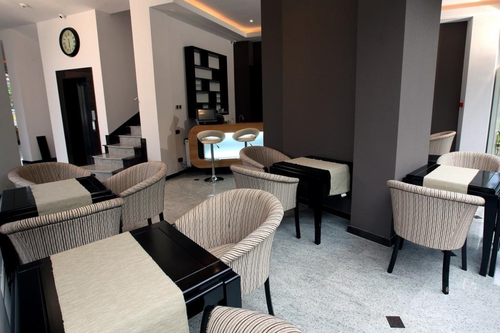 Ambiance Hotel - 462