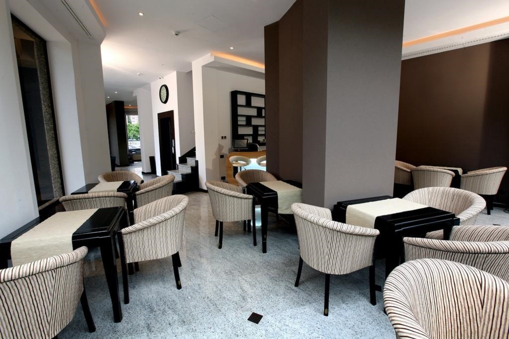 Ambiance Hotel - 131