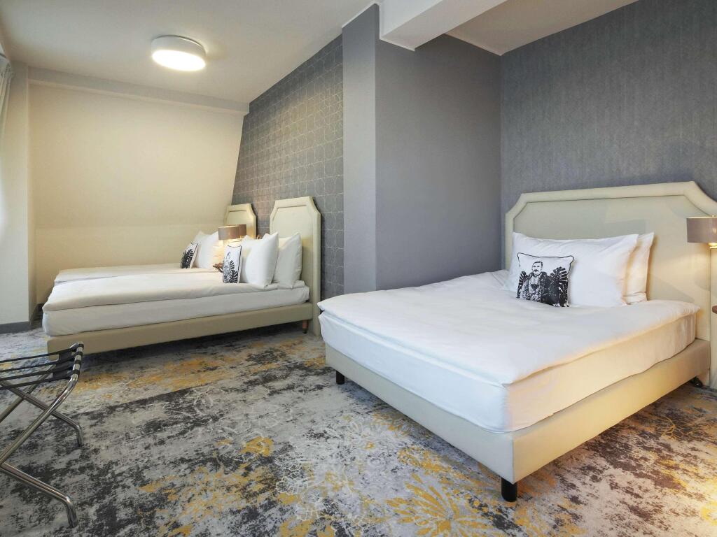Mercure Sibiu Airport - 270