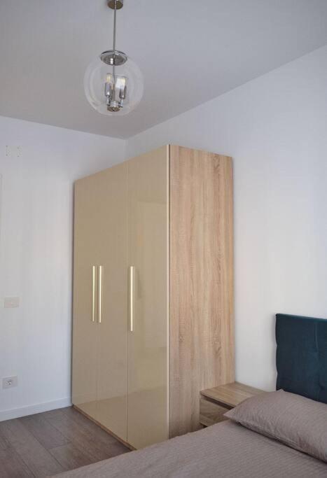 Apartament cu 3 camere Prima Universității - 553