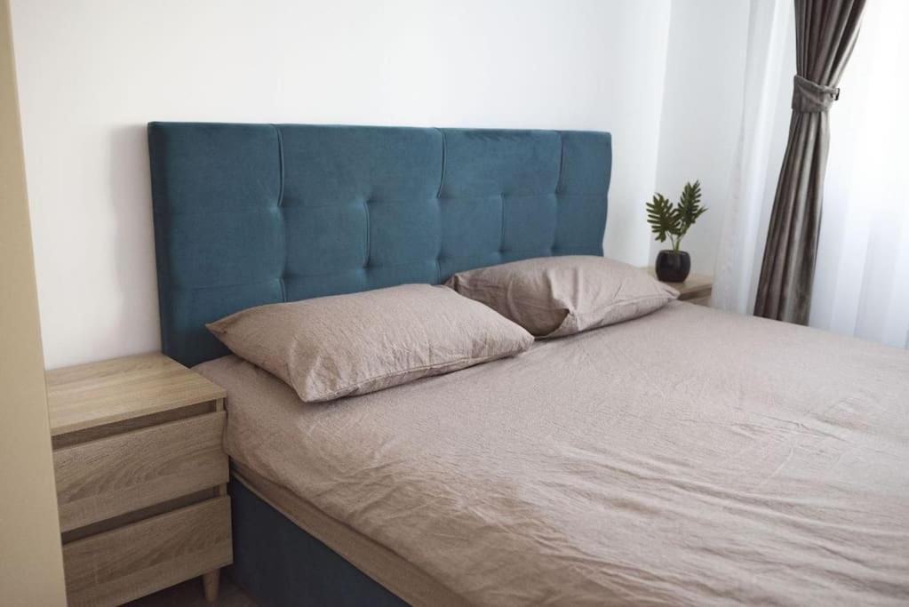 Apartament cu 3 camere Prima Universității - 905