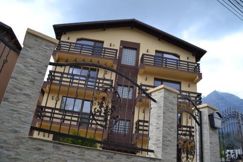 Apartament Holiday Busteni - 737