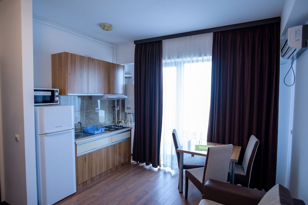 Summerland Apartment - 259