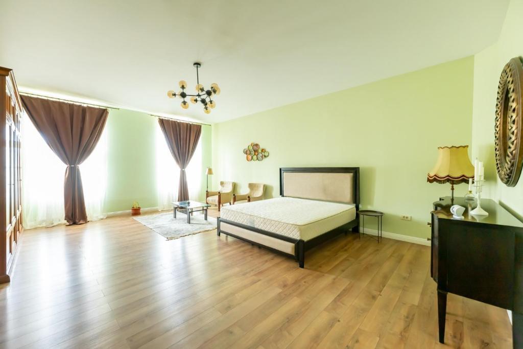 Apartament superior in centrul orașului - 341