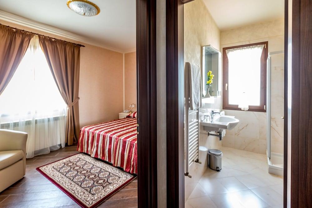Aparthotel Luxury Ovidiu Mamaia - 247