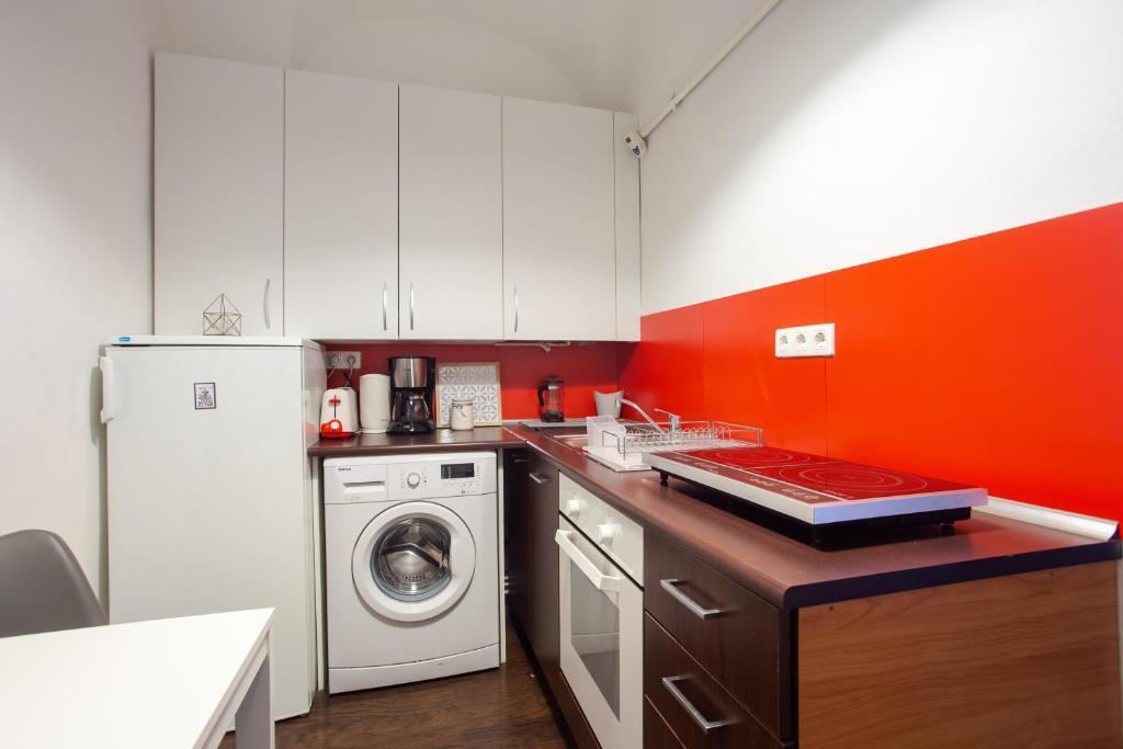 Arcade Apartment - 943