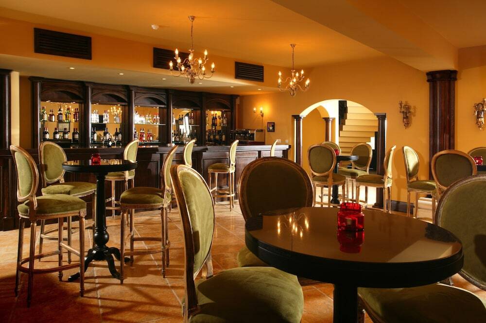 Arena Regia Hotel & Spa - 530