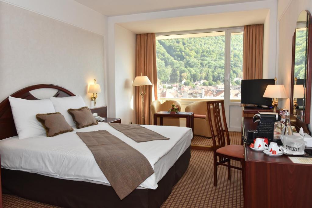 Aro Palace Hotel - 586