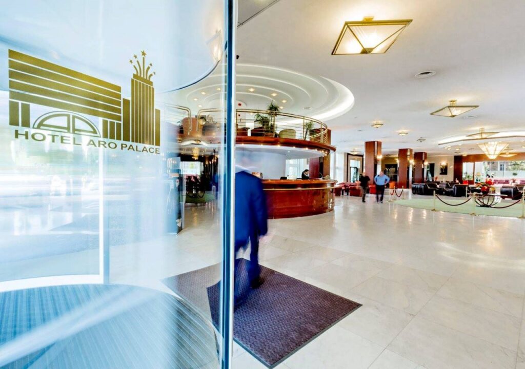 Aro Palace Hotel - 1000
