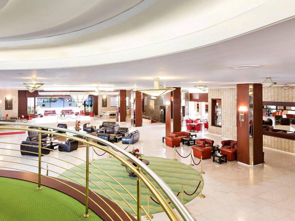 Aro Palace Hotel - 261