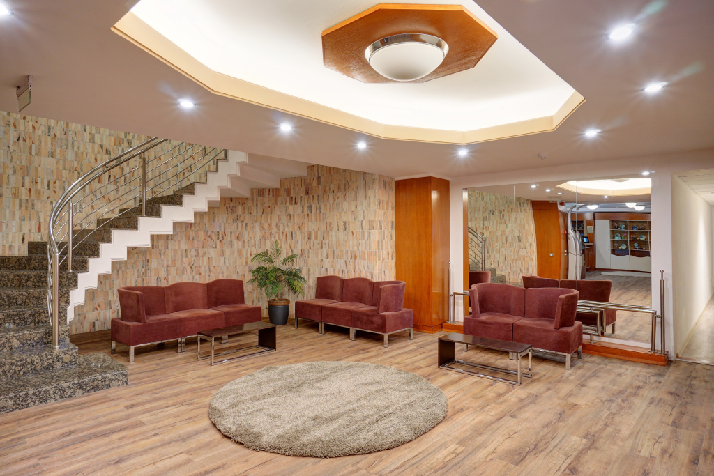 Aro Palace Hotel - 779
