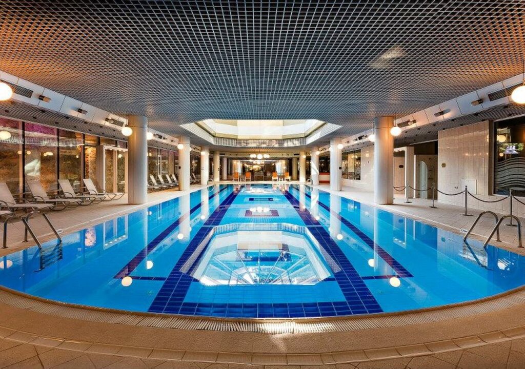 Aro Palace Hotel - 943