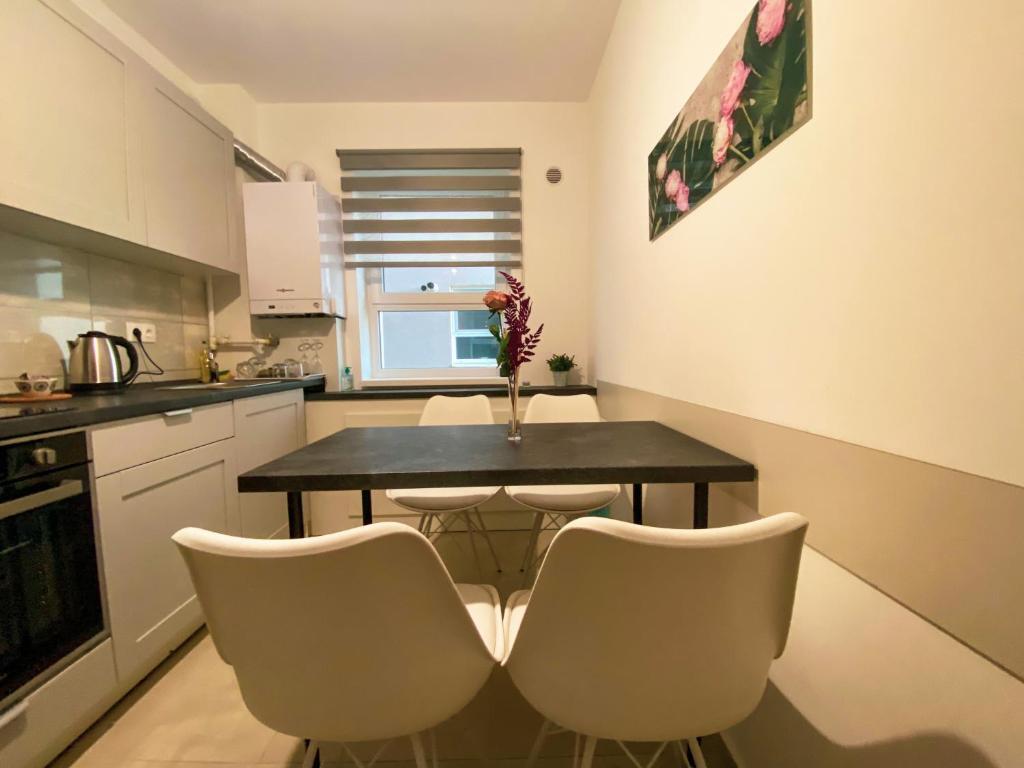 Art Apartment 3 - 235