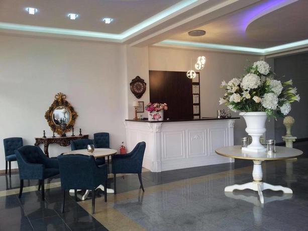 Arta Hotel - 642
