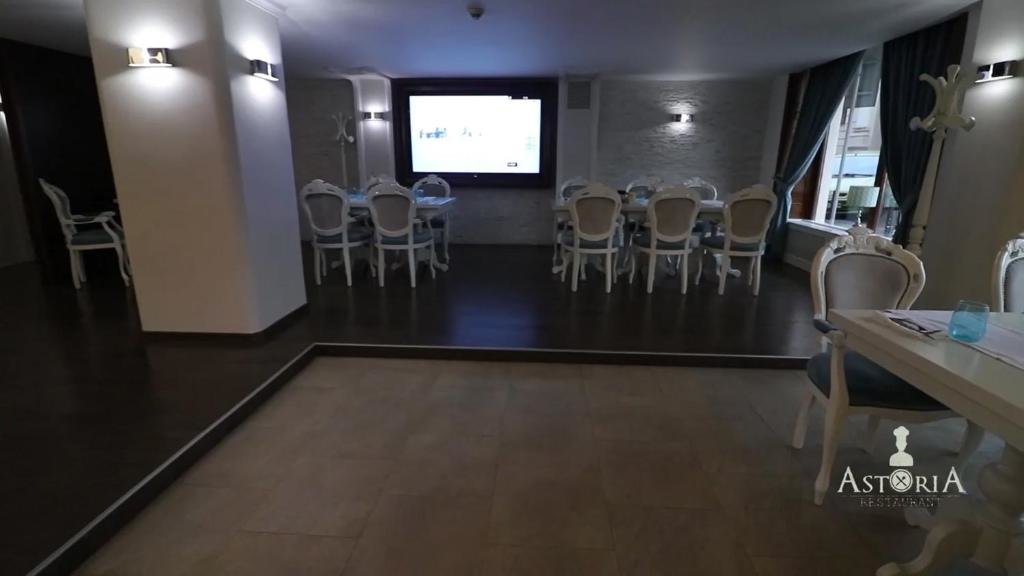 Hotel Astoria Oradea - 545