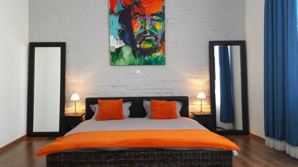 Atrium 22 Apartment - 302