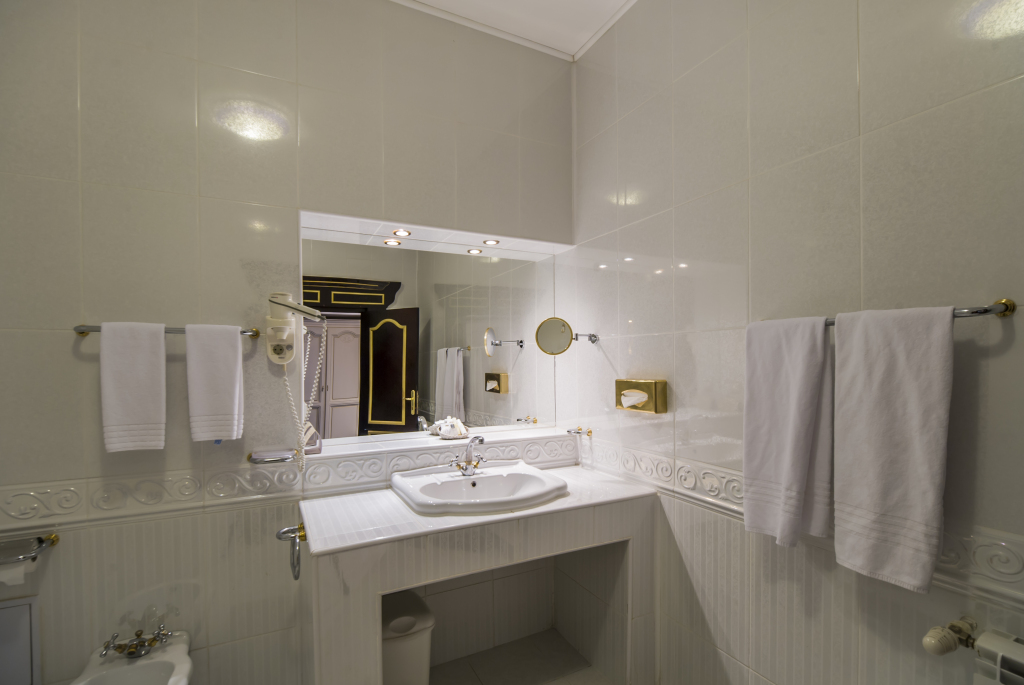 Hotel Aurelius Imparatul Romanilor - 500