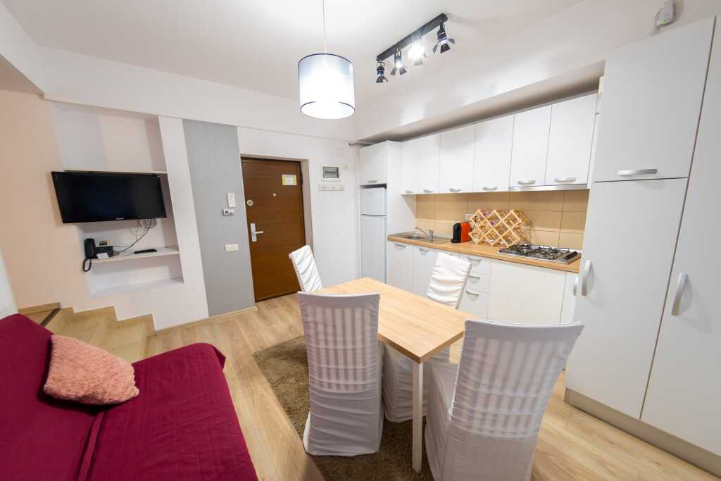 Avenue Parliament Hotel - 475