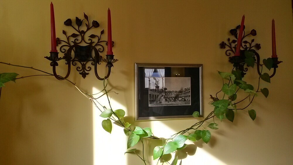 B&B Casa Mica Guesthouse - 727