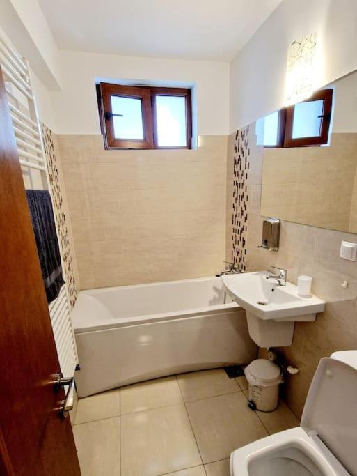 Belle Apartments - Bratianu - 68