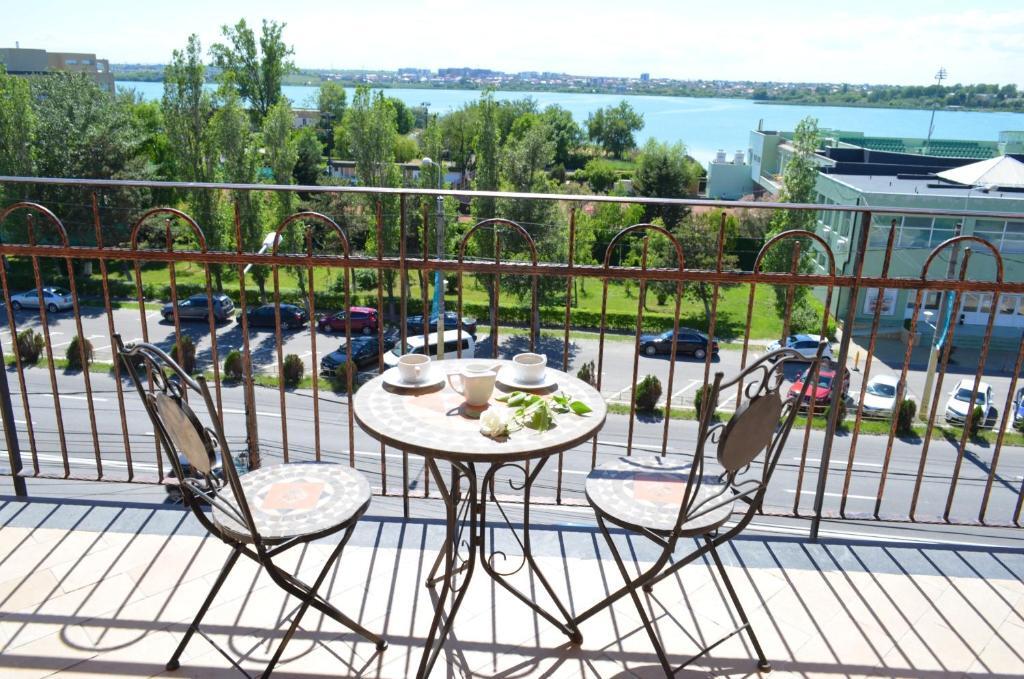 Belleview Residence - 563