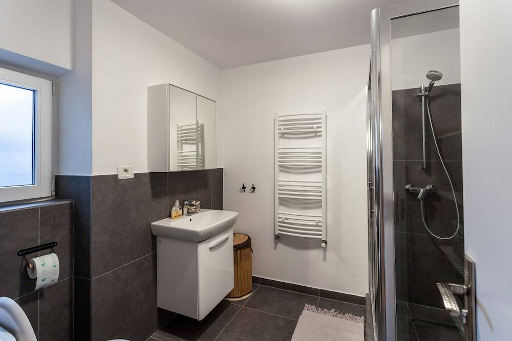 Benjamin Franklin Suite - 522