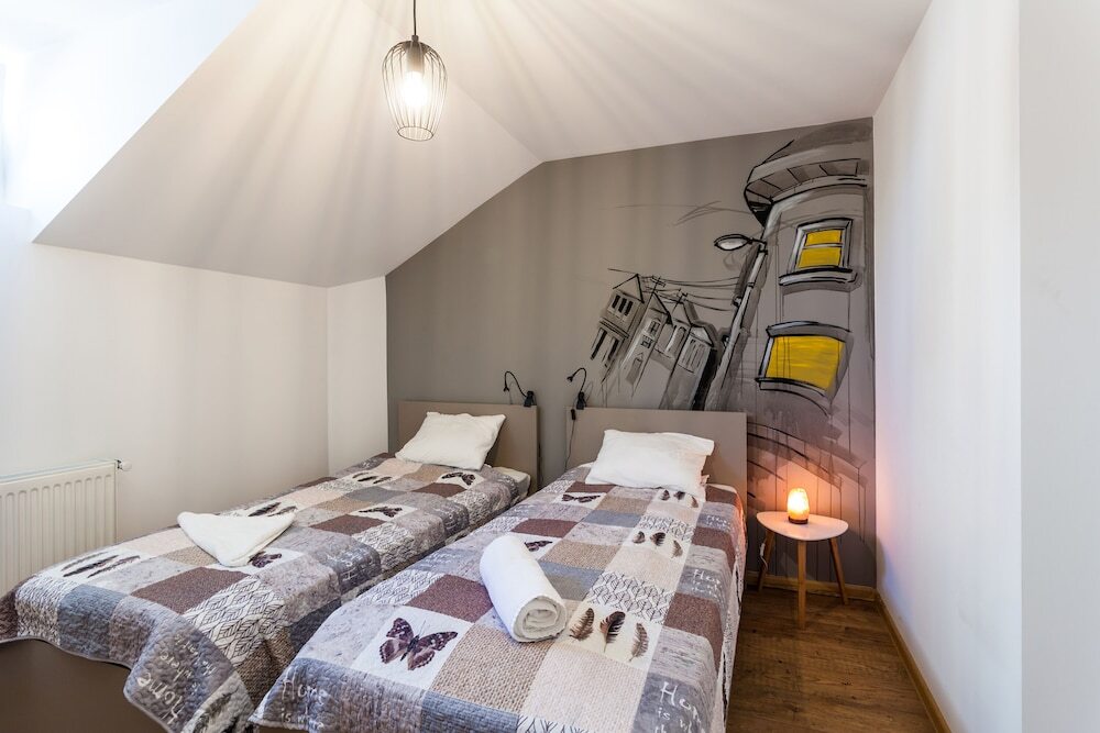 Benjamin Franklin Suite - 306