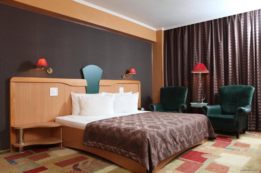 Hotel Ambassador - 765