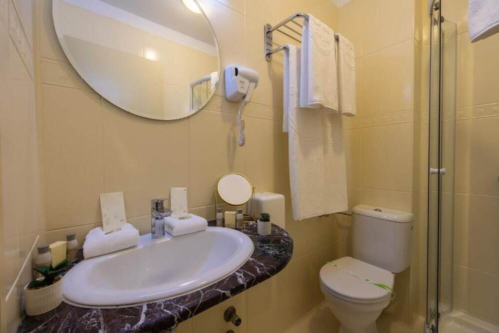 Hotel Sir Royal - 953