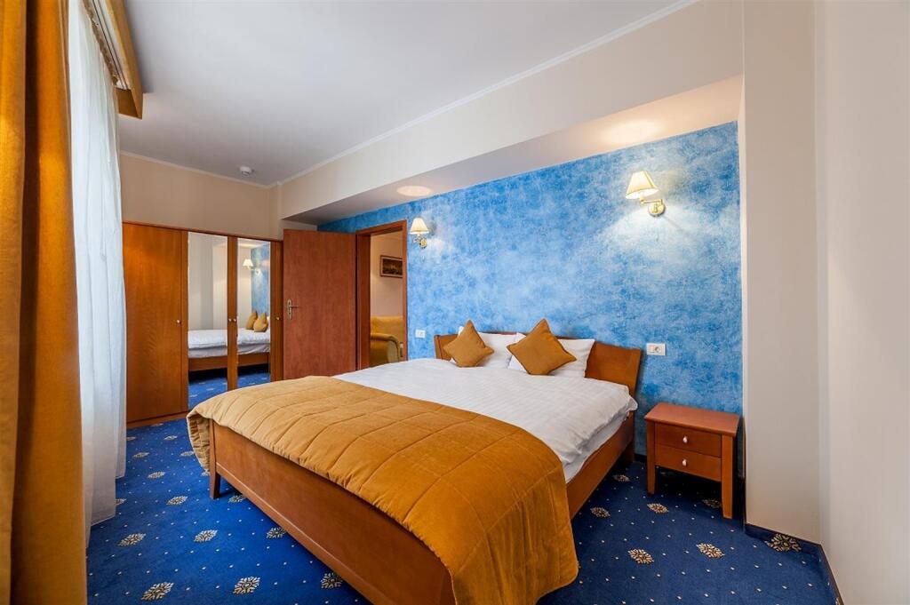 Hotel Sir Royal - 686