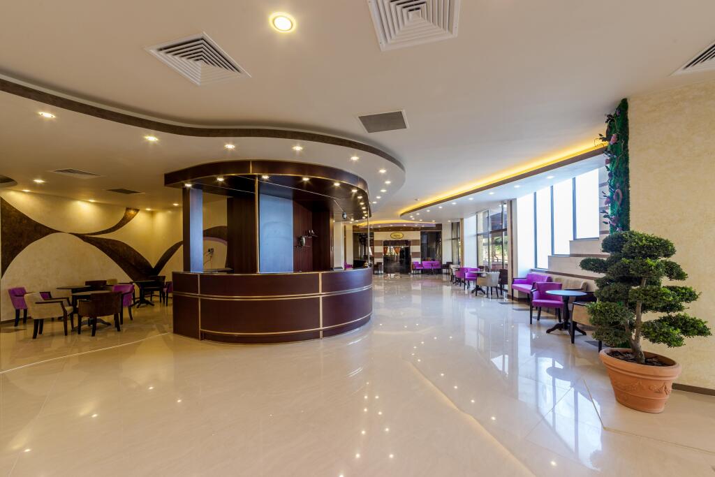 Hotel Sir Royal - 434