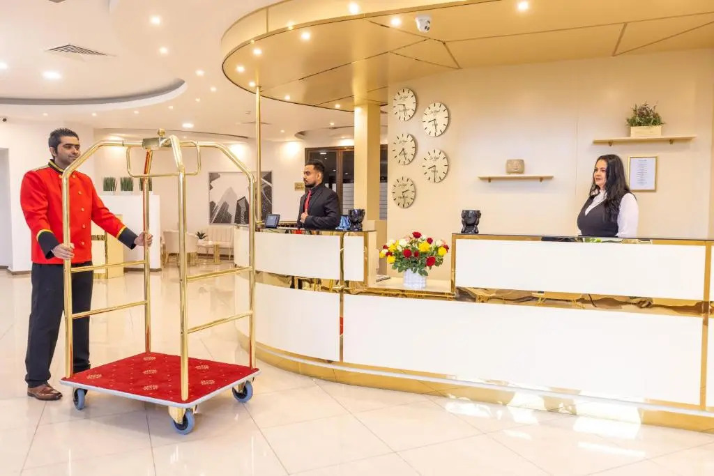 Hotel Sir Royal - 604