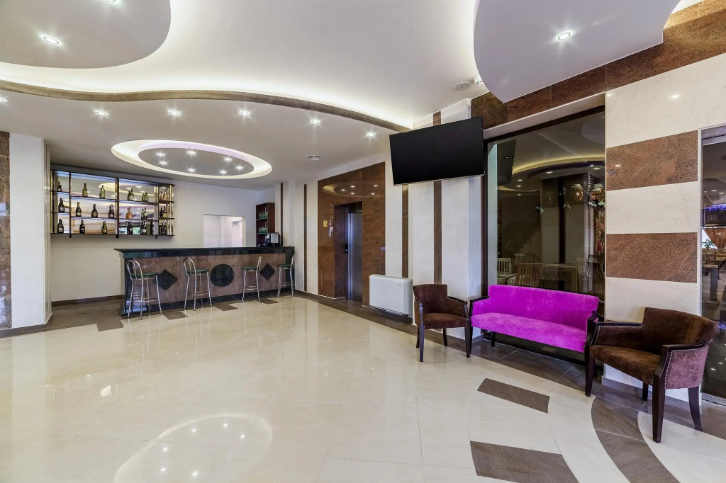 Hotel Sir Royal - 341