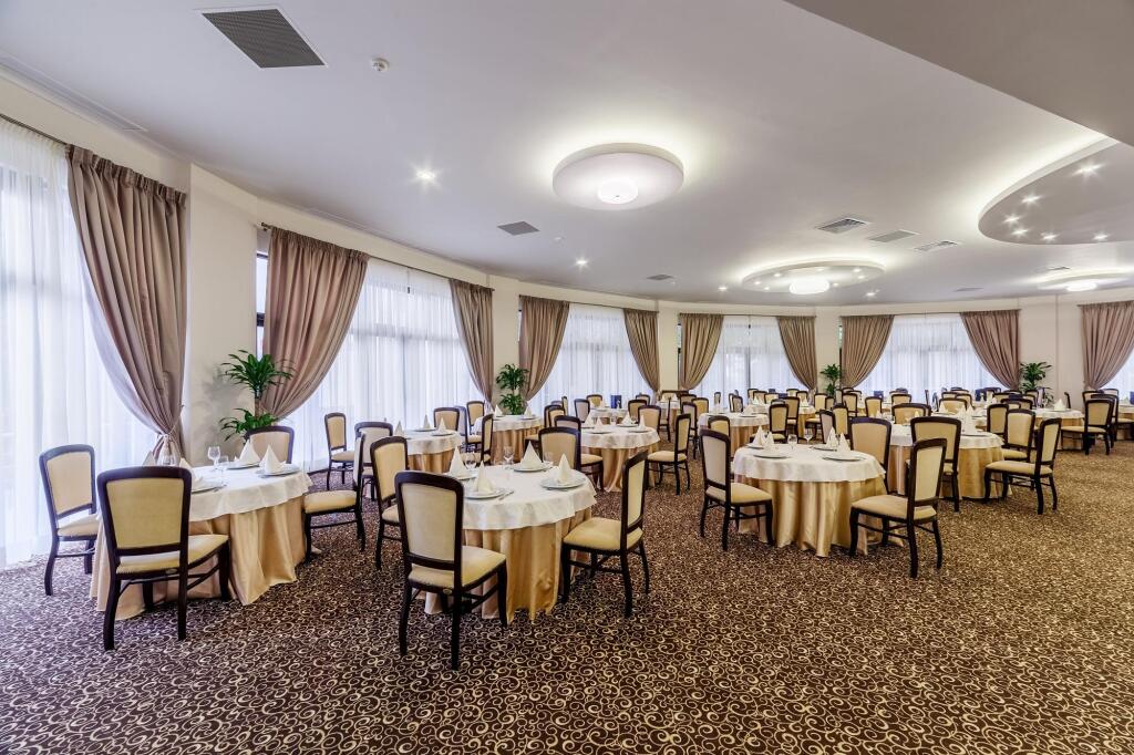 Hotel Sir Royal - 839