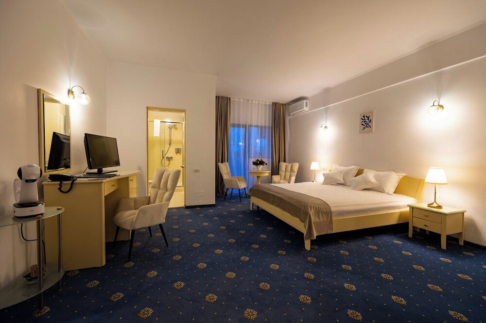 Hotel Sir Royal - 253