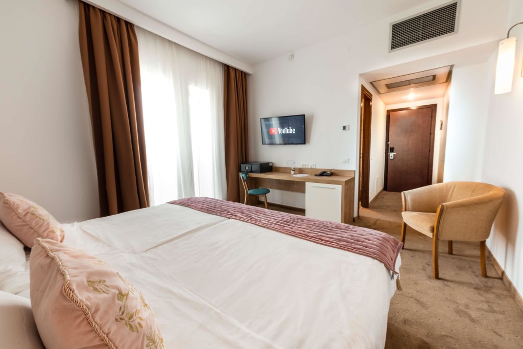 Stil Hotel - 675