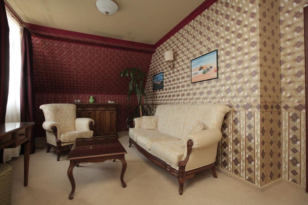 Topaz Boutique Hotel - 343