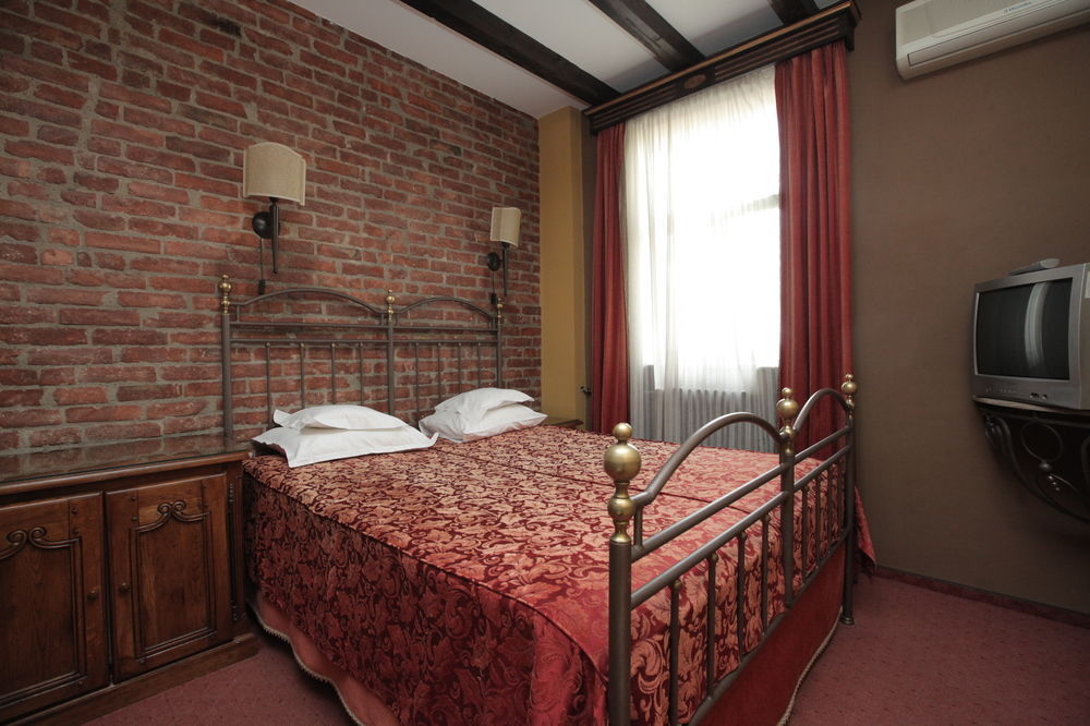 Topaz Boutique Hotel - 814