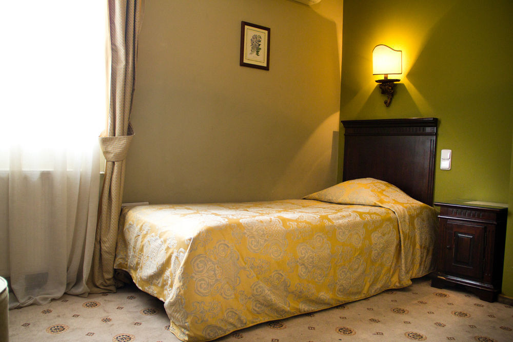 Topaz Boutique Hotel - 848