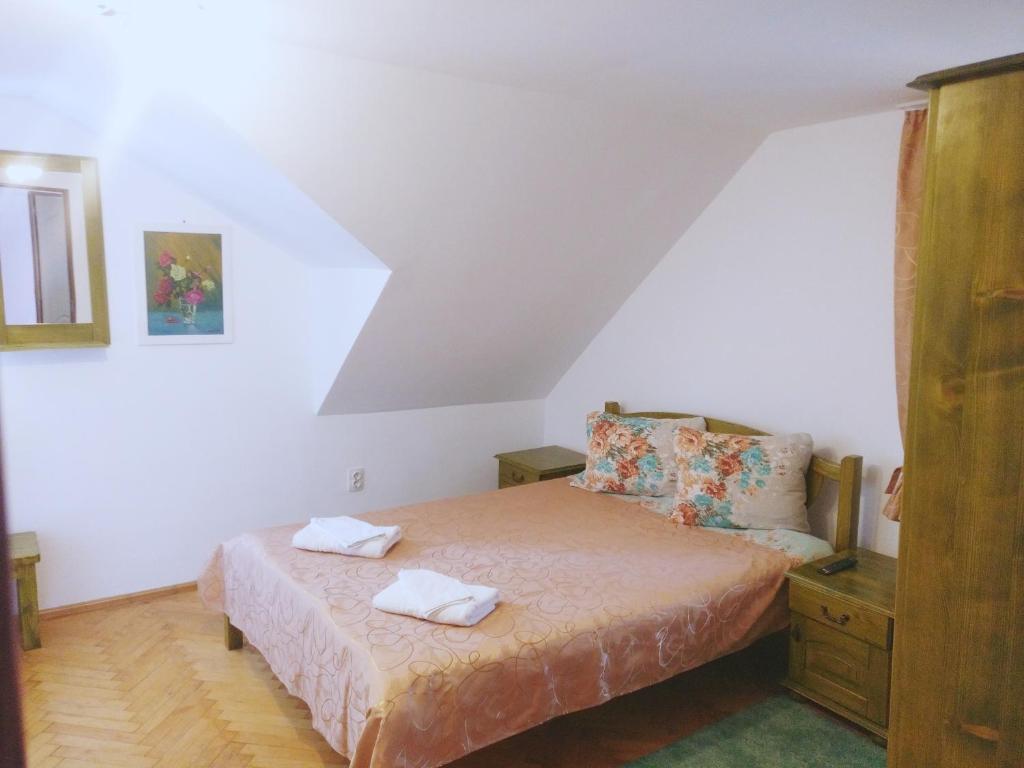 Bianca House - 881