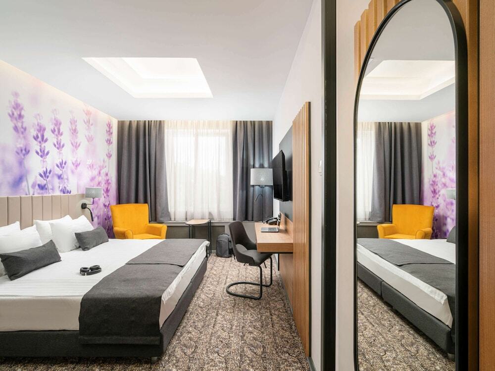 Mercure Medias Binderbubi Hotel And Spa - 901