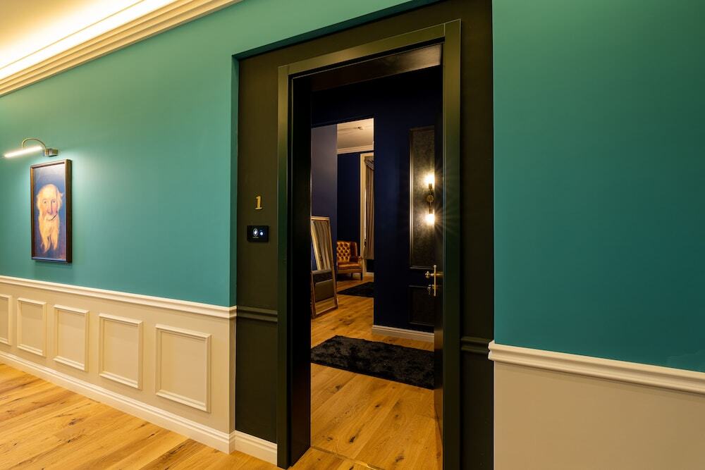 Boutique Hotel Cocosul De Aur - 499