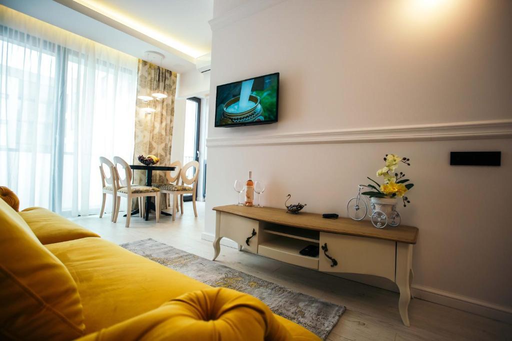 Briana Luxury Studio - 886