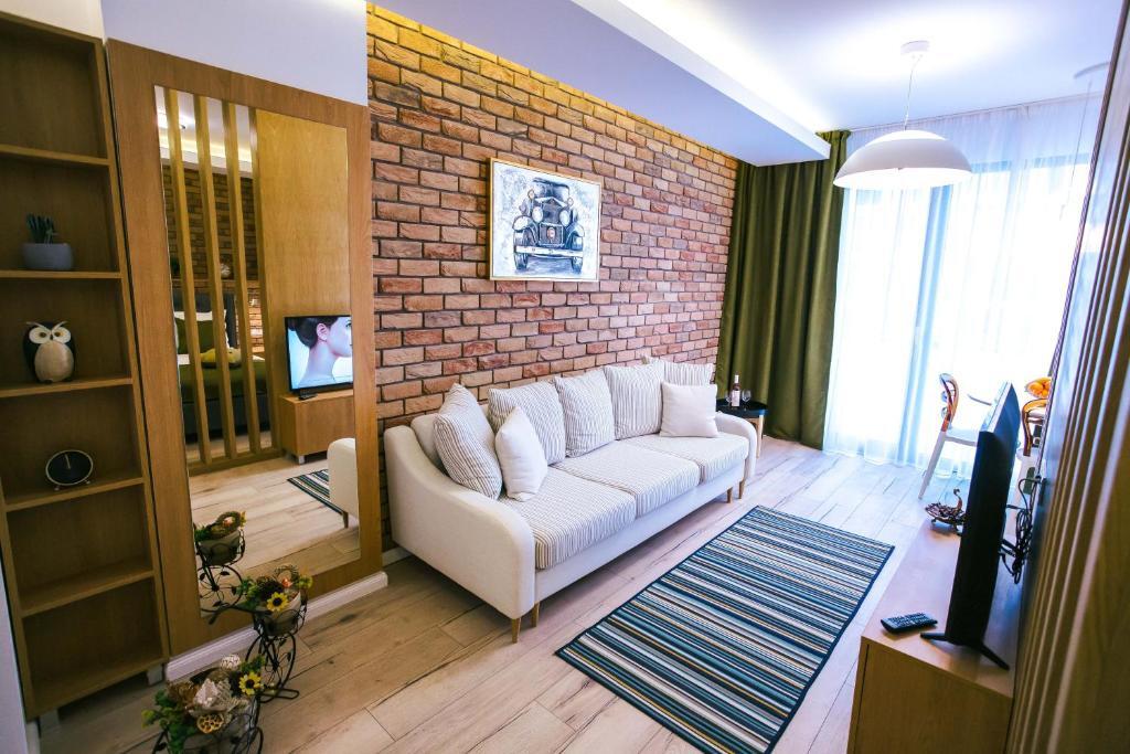 Briana Luxury Studio - 924